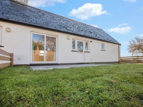 Exterior | Oyster Catchers - Celtic Haven Resort, Lydstep, near Tenby