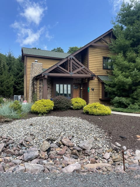 Rock's Ridge, The Hideaway on the Hill