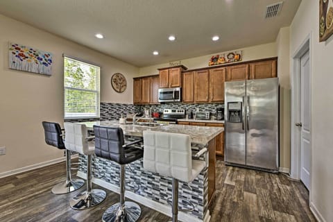 Kitchen | Fully Equipped