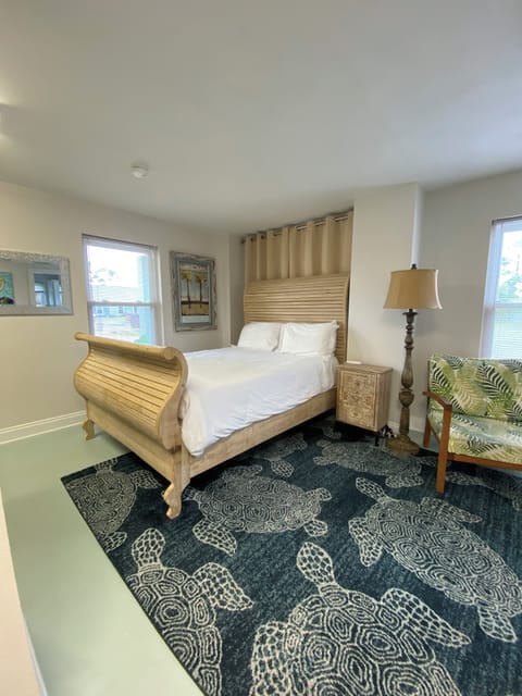 Queen Bed #1