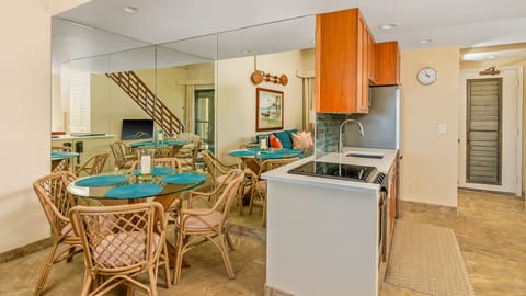 Hanalei Bay Resort #33034 - Kitchen & Dining Room