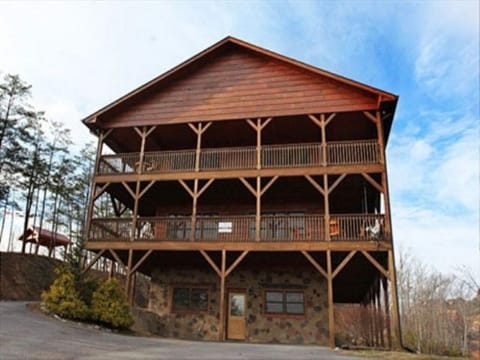 Welcome Party Hut