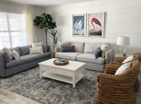 Spacious living room