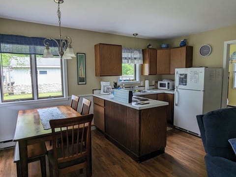 Kitchen - Cooking basics, dishware & flatware, microwave, toaster, coffee maker, trash bags, paper towels