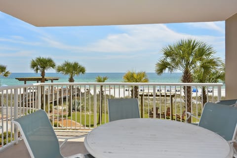 Patio w/Gulf Front View