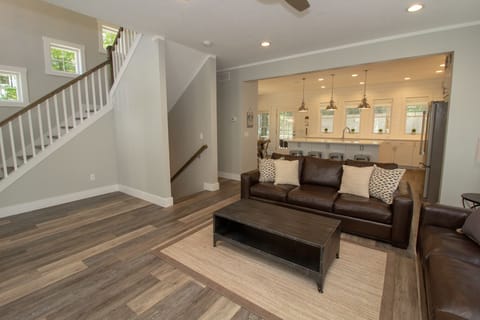 Main Level | Living Room