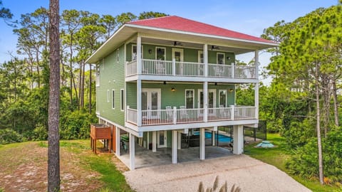 Citrus Cove, Nestled in Nature!
