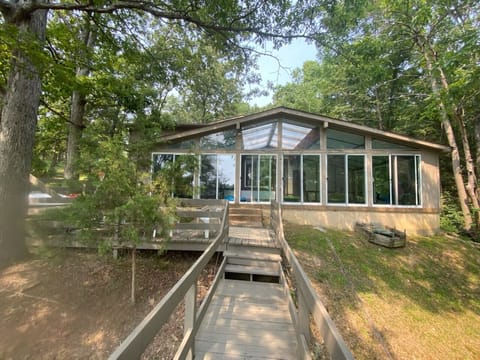 Pool room from the outside