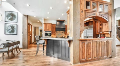 Counter height bar stools 