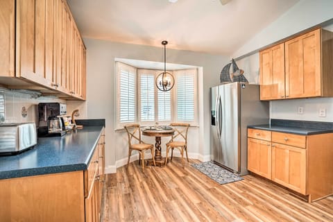 Kitchen | Dining Area