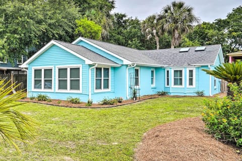 Isle of Palms Vacation Rental | 3BR | 2BA | Single Story | 1,500 Sq Ft