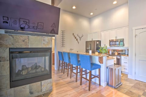 Living Room | Kitchen