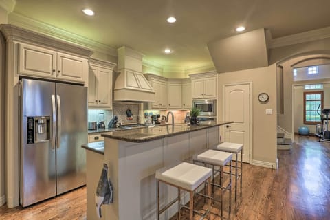 Kitchen | Fully Equipped | Cooking Utensils