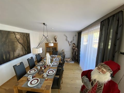 Vacation home with 3 bathrooms, 6 bedrooms & 2 kitchens - Residence Cosy House in Salzburgerland