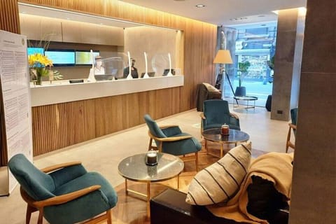 Lobby/Front desk