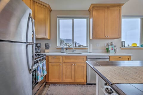 Kitchen | Fully Equipped