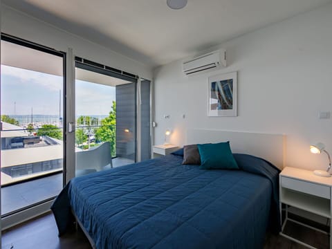 Property, Furniture, Comfort, Plant, Azure, Window, Building, Wood, Bed Frame, Shade
