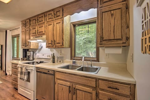 Kitchen | Drip Coffee Maker