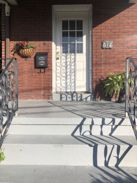 Main entrance to apartment