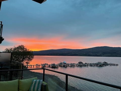 Breathtaking Lake views from living room Balcony