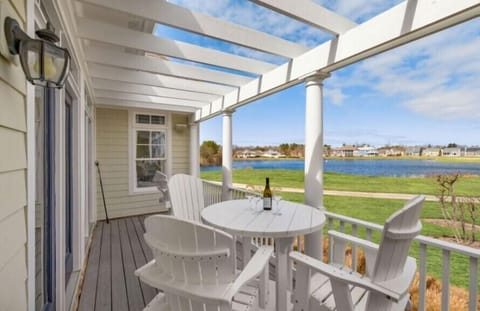 Another outdoor patio with gorgeous sunsets 