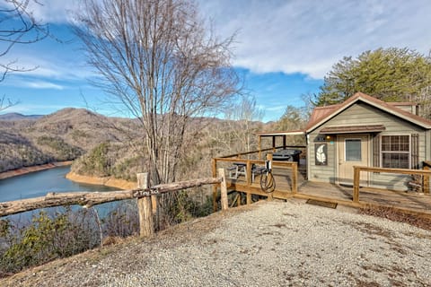 Cozy cabin with deck, grill, and stunning lake-and-mountain views