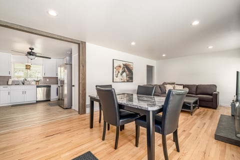 Open living and dining roomi