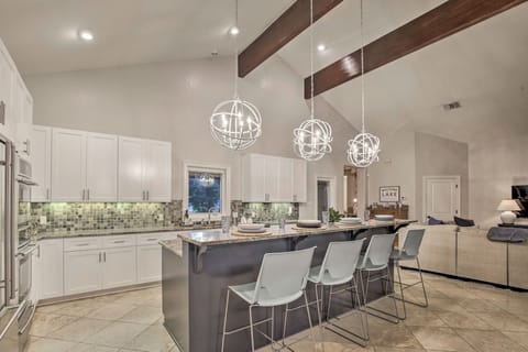 Kitchen | Fully Equipped | Cooking Utensils