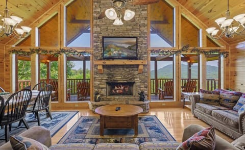 Great views from living area upstairs!  Smart TV w/ Dish