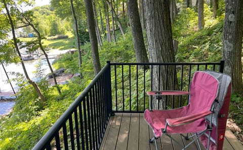 Hillside deck overlooking the lake.  Wifi works here!!