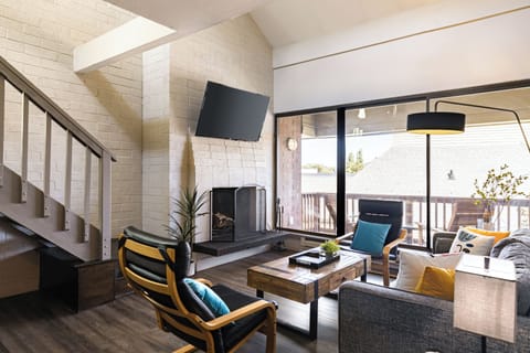 Welcome to Silvertown!