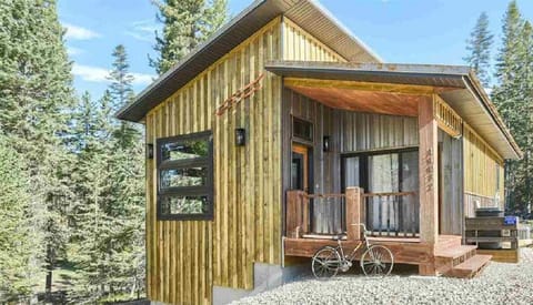 Welcome to Golden Nugget Retreat!