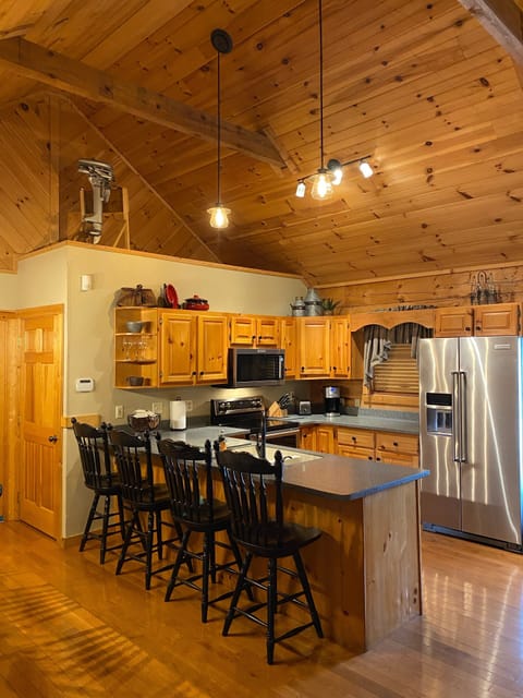 Seating for 4 at main level kitchen counter