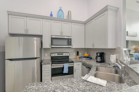 Kitchen | Cooking Basics | Drip Coffee Maker