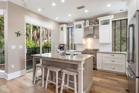 Open concept kitchen with island
