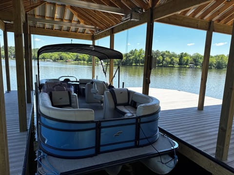 Rent boat for $400 per day plus taxes & ins. Multi-day discounts. Ask me how!