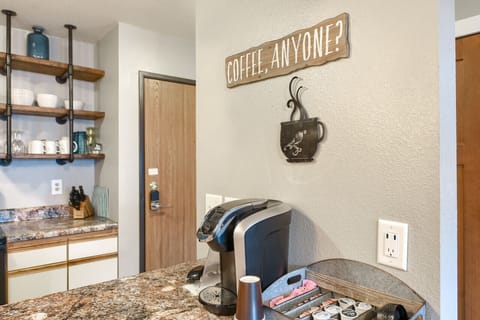 Coffee Bar w/ Keurig