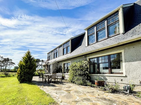Exterior | Fourpenny Cottage - Fourpenny Cottages, Skelbo, near Dornoch