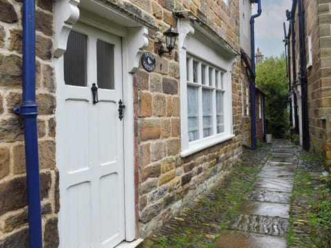 Exterior | Ewden Cottage, Robin Hood’s Bay