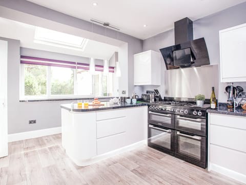 Kitchen | Devon Sands, Preston, Paignton