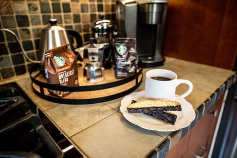 Photo credit:@merryhillandco