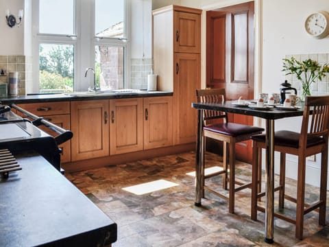 Kitchen | Repentance View, Annan