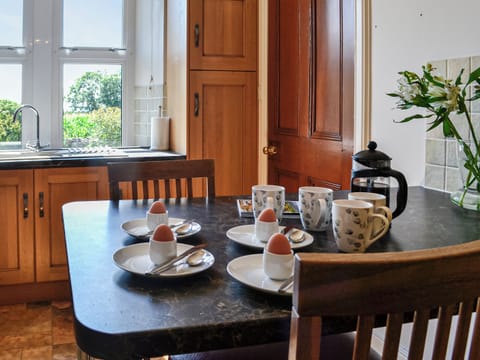 Kitchen | Repentance View, Annan