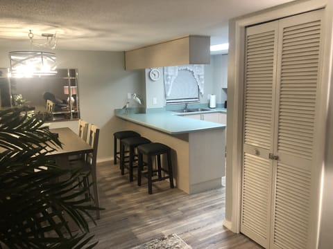 Snack bar for quick meals