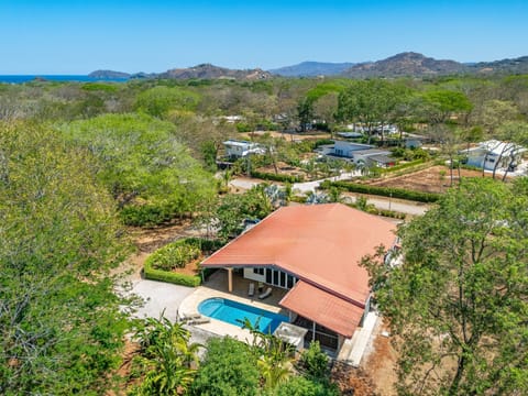 Casa Sunshine in Catalina Cove community is close to the famous Playa Conchal