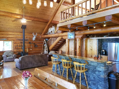 Main Kitchen, Living, dining and bar