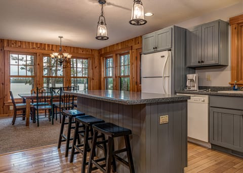 Have a bite to eat at this beautiful breakfast bar