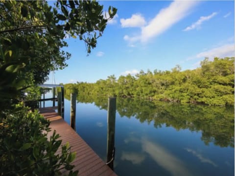 Boat docking included