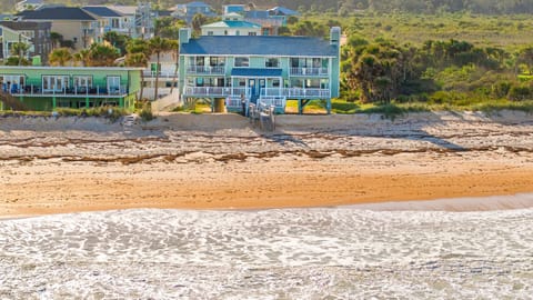 Flagler Beach Oceanfront Sleeps 20 Pet friendly