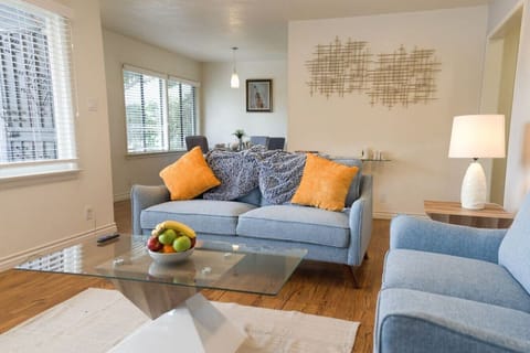 Open link to view a 3D VIRTUAL TOUR of the property: https://my.matterport.com/show/?m=3dNiqLmrnQk